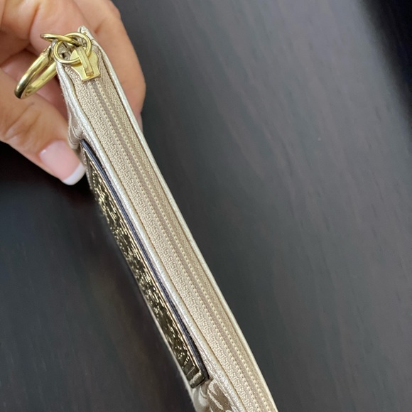 Coach poppy collection metallic wallet wristlet - Picture 3 of 9